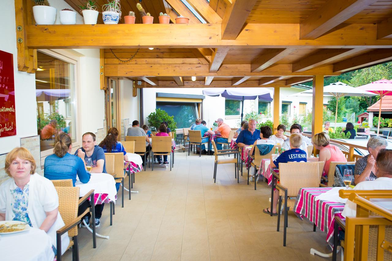 Hotel Restaurant Thadeushof Techelsberg Eksteriør billede