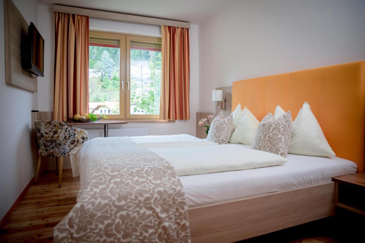 Hotel Restaurant Thadeushof Techelsberg Eksteriør billede